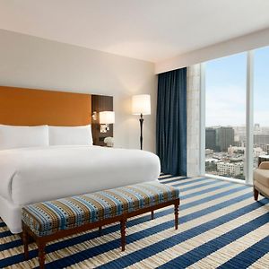 Junior Suite 1 King Bed